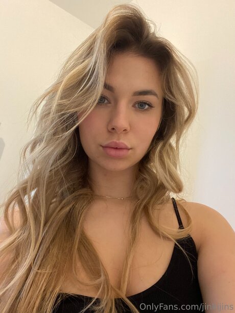 Jinkijins erotic actress photo