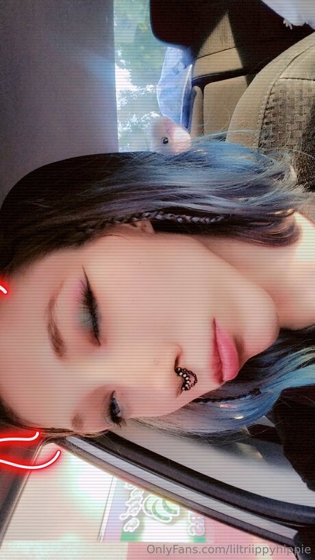 Liltriippyhippie beautiful model archive