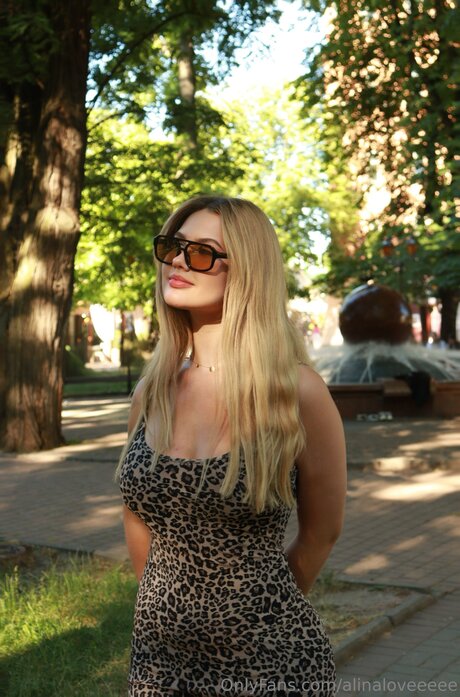 Alinaloveeeee model sexy galleries