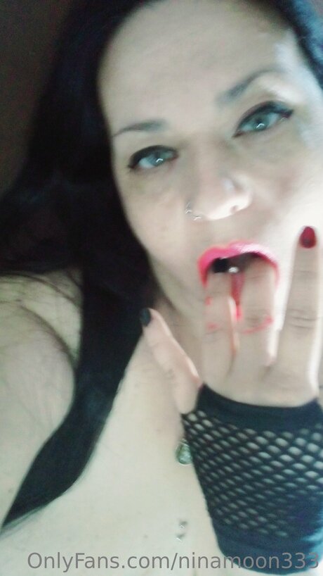 Ninamoon333 hd model photo