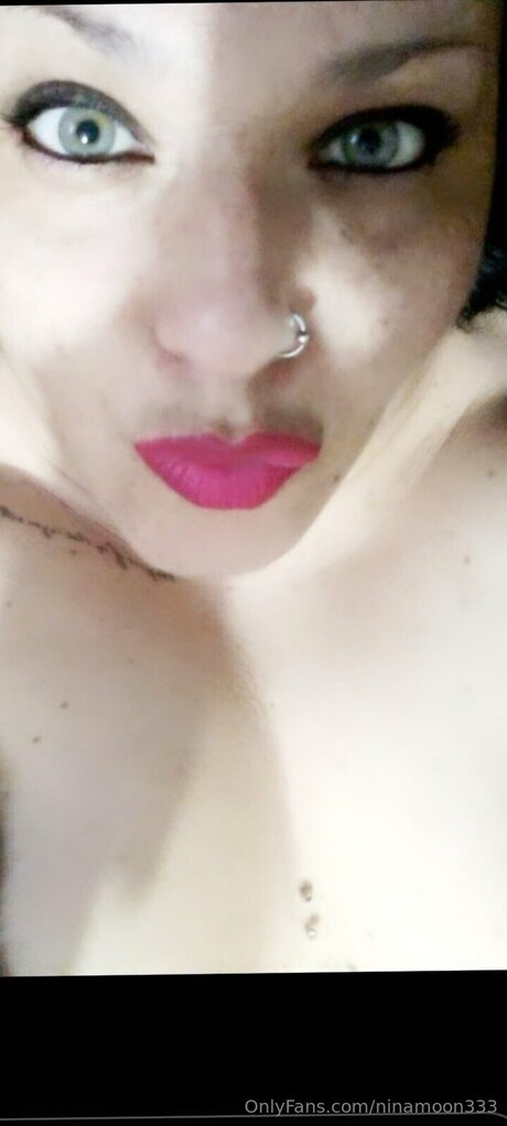 Ninamoon333 model sex picture