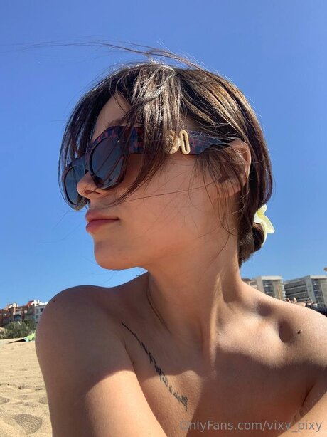 Vixy Pixy top model archive