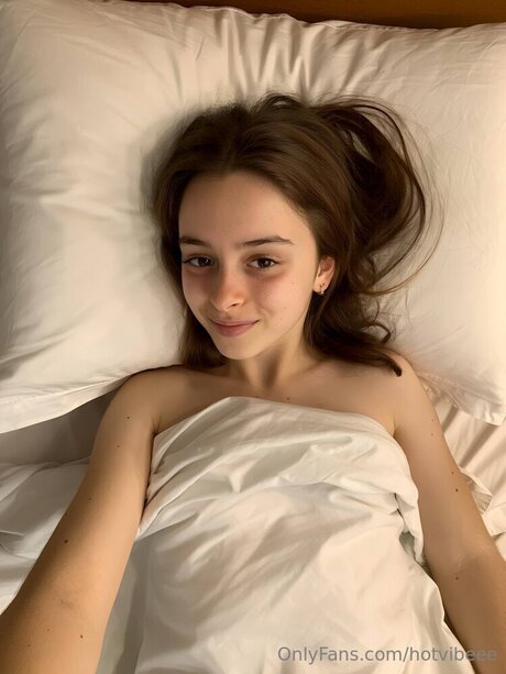 Hotvibeee sex model images