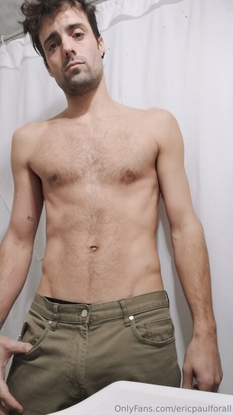Ericpaulforall star nude photo