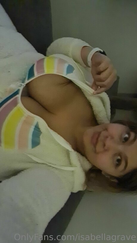 Isabellagrave star erotic photos