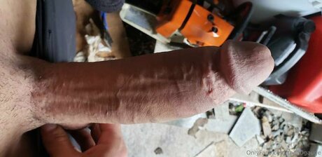 The10gauge adult model image