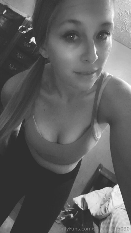 Sweethart5090 model nudes photo