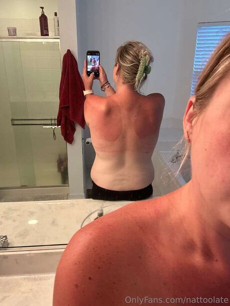 Nattoolate xxx actress photo