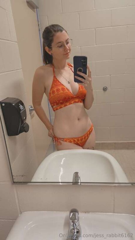 Jess Rabbit6162 pornstar xxx pictures