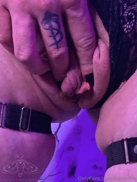 Pupmoth perfect model photos