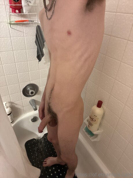 Ethanlustx top model images