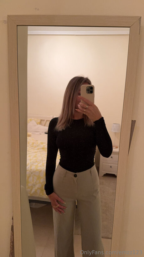 Emmamaliz pornographic actress galleries