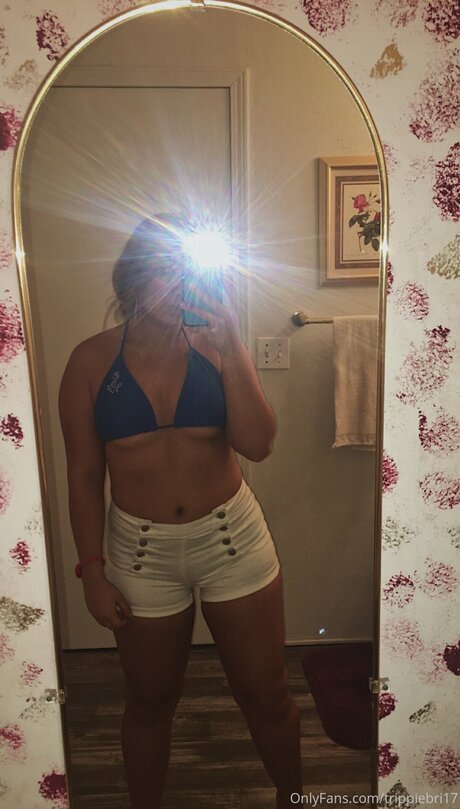 Trippiebri17 nice actress pics