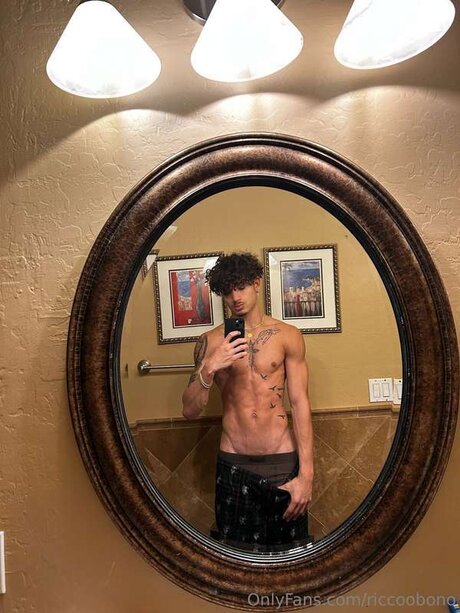 Riccoobono beautiful model archive