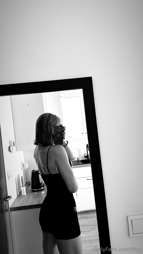 Fitjx erotic pornstar picture