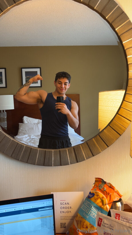 Chriswo model exclusive images