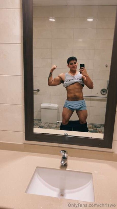 Chriswo pretty actress photos