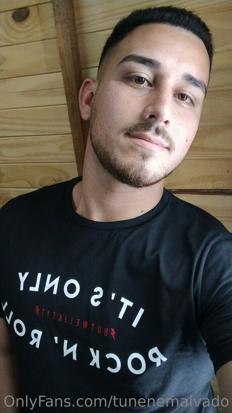 Tunenemalvado Profile pic