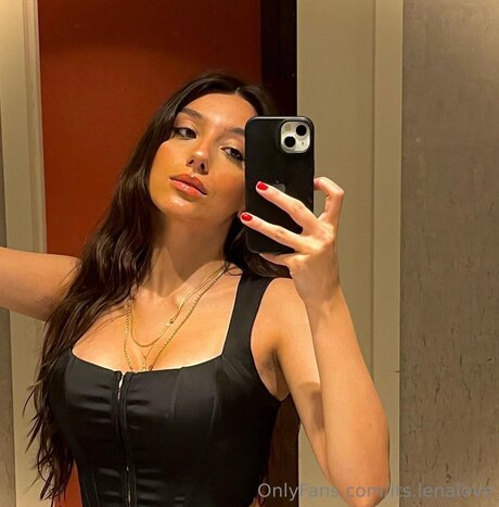 Its Lenalove model pictures