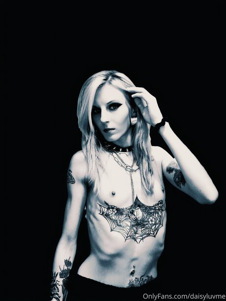 Daisyluvme free model image