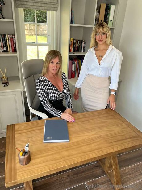 mom feet onlyfans beautiful porn photos