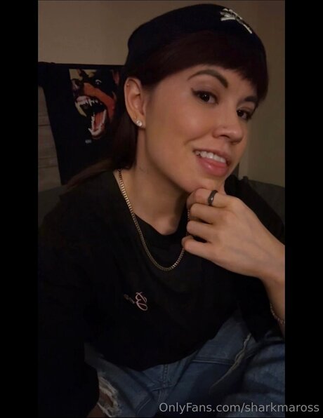 Sharkmaross pornographic model photos