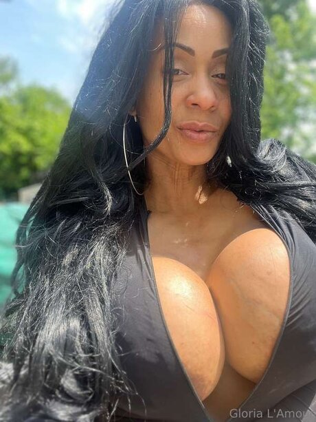 Glorialamour pornstar perfect img