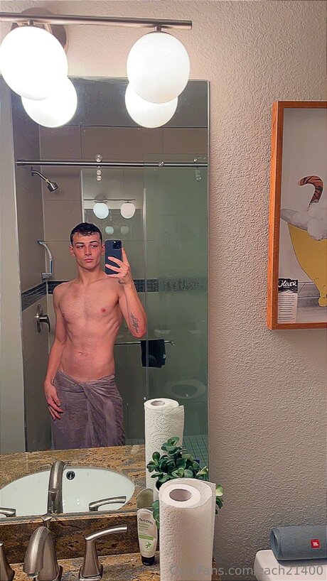 Zach21400 nudes model pic