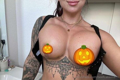 Beefcakemami pornstar top img