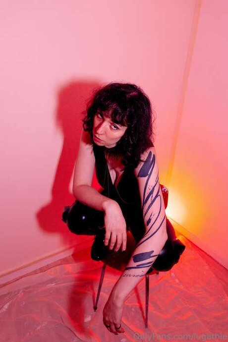 Lugathie erotic pornstar img