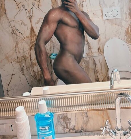 Refane pornstar sex galleries