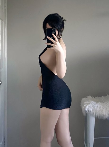 mwahgo sexy pornstar img