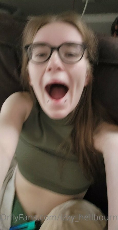 izzy hellbourne star nudes picture