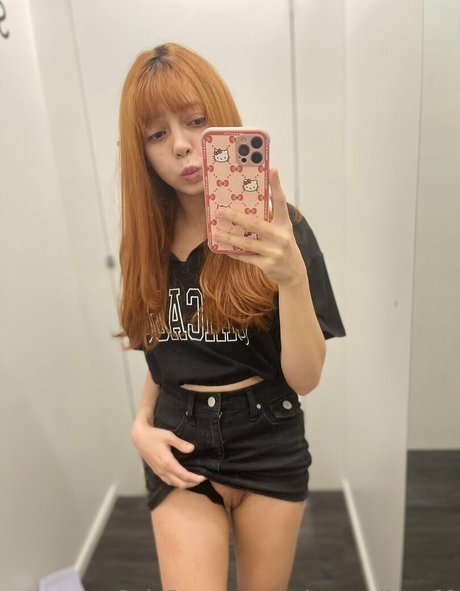 babycaroline 69 pornstar adult image