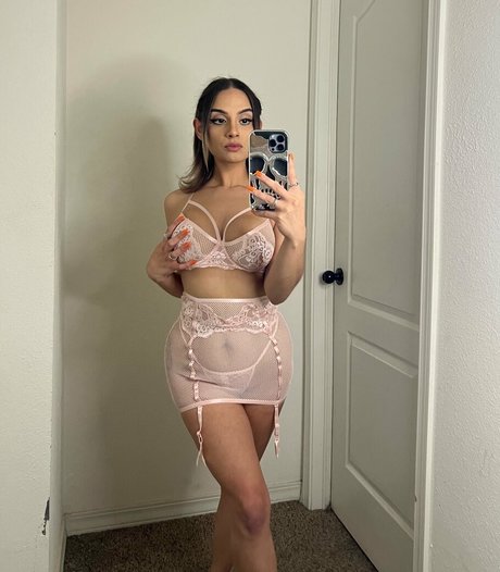 Cutesiibabii xxx pornstar pics