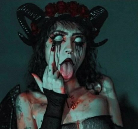 honey bunnix model nude photos