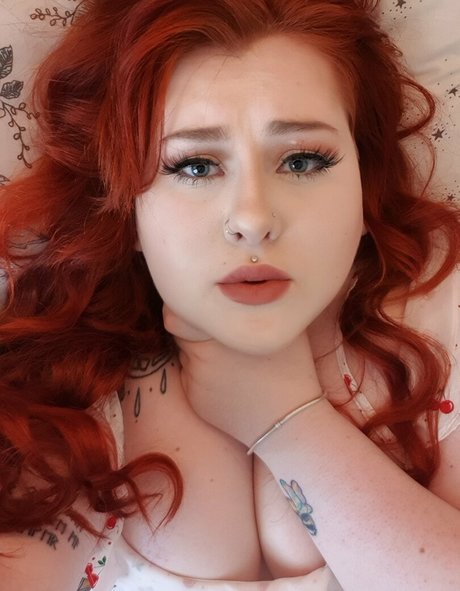 uhhitscake high quality model img