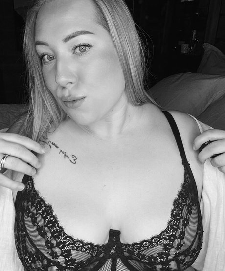 Camilla Haugen pornographic star photo