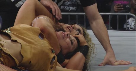 Mickie James erotic model image