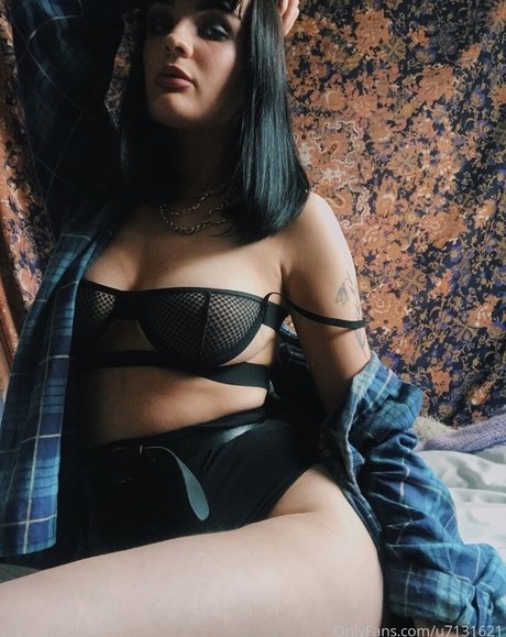 Elly Stephenson model xxx archive