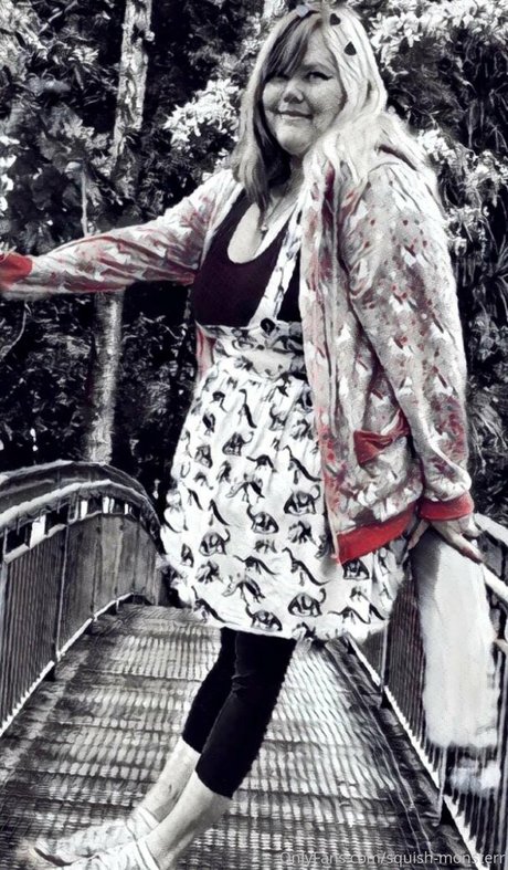 squish monsterr erotic actress archive