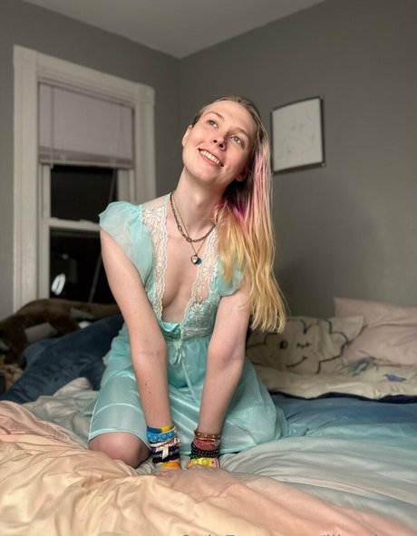 lilymlove pornstar sexy pics