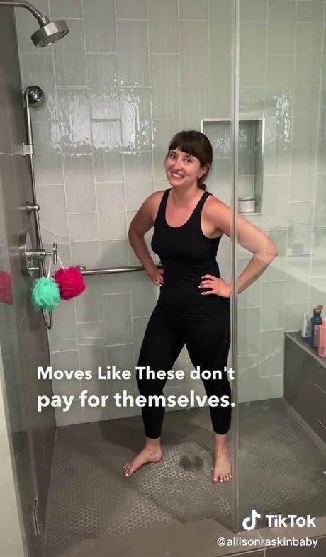 Allison Raskin model xxx img