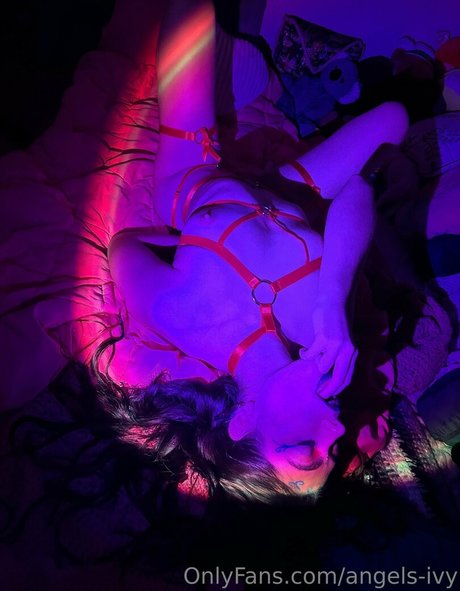 angels ivy hot model images