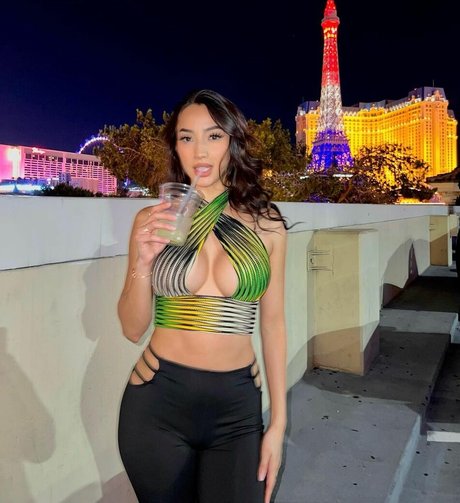 anamaxi pornstar adult picture