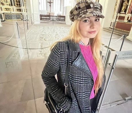 Ascolu NFT star porn photos