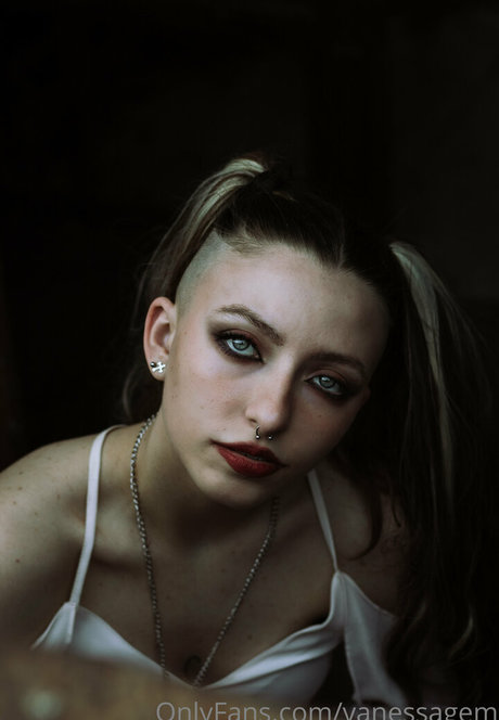 vanessagem top model pic