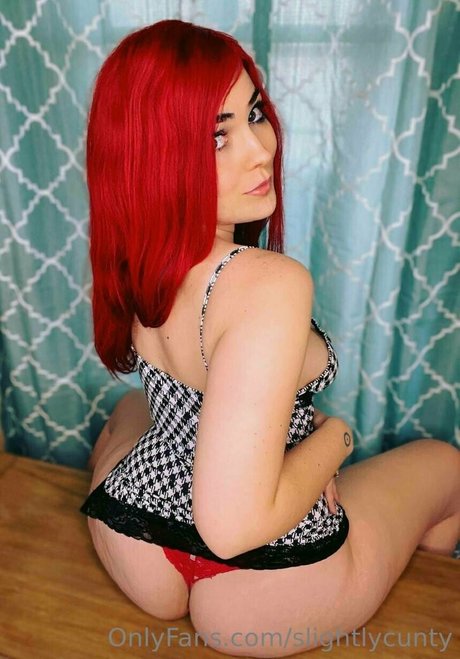 slightlycunty free model picture