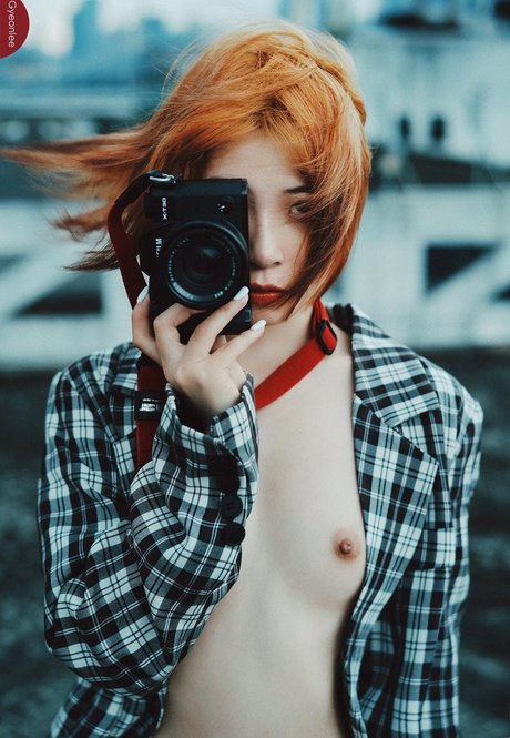 yunij98 pornographic actress picture