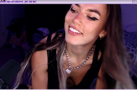 Kaliigold erotic model pics